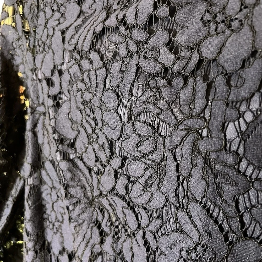 VINCE CAMUTO Navy Lace Sheath Dress Size 4 - Picture 3 of 9